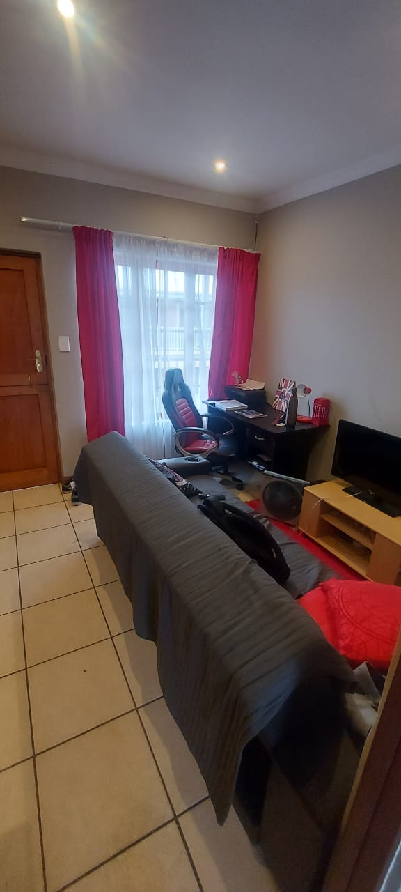 1 Bedroom Property for Sale in Die Bult North West